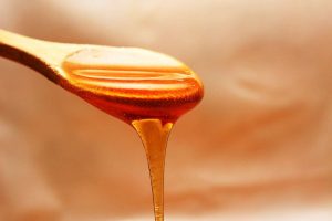 Le miel pour se démaquiller naturellement