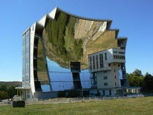 Énergies renouvelables : le four solaire